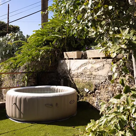 Live Tata Casa con jardin y vistas La Laguna (Tenerife)